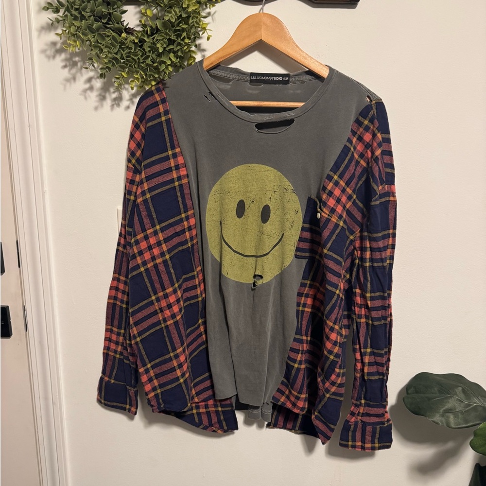 Custom Smiley Graphic Tee with Plaid Flannel Sleeves